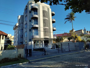 Loft encantador a 40 metros do mar.